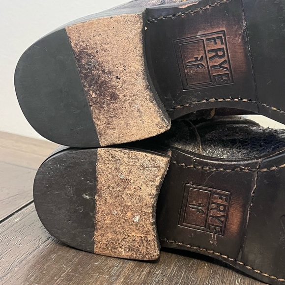 Frye Veronica Engineer Crackled Boots Womens size 7.5 - Picture 11 of 11